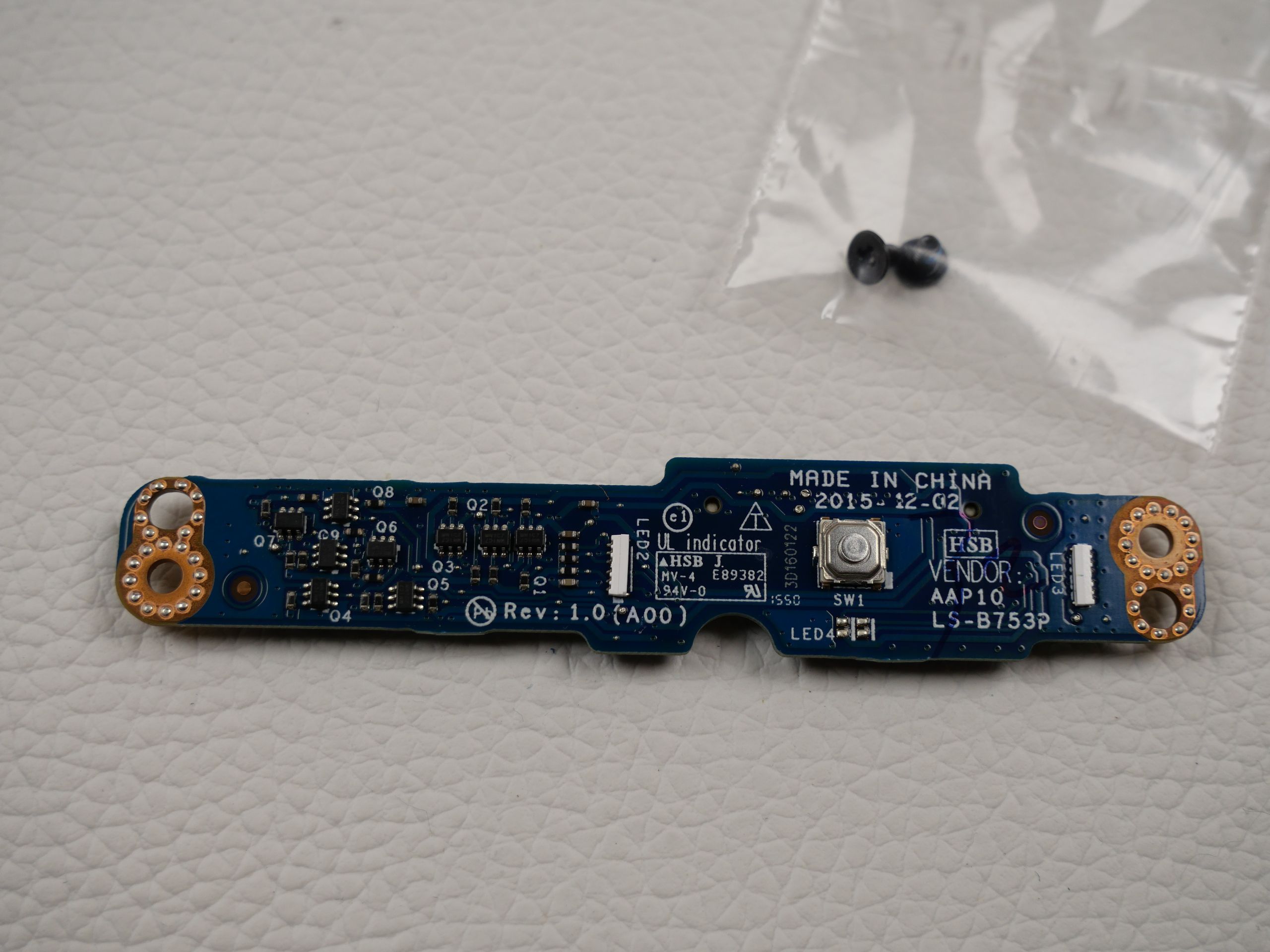 alienware-17-r3-module-board-powerswitch-418-1