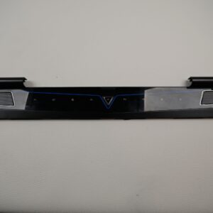 medion-erazer-x7827-hinges-covering-472-1