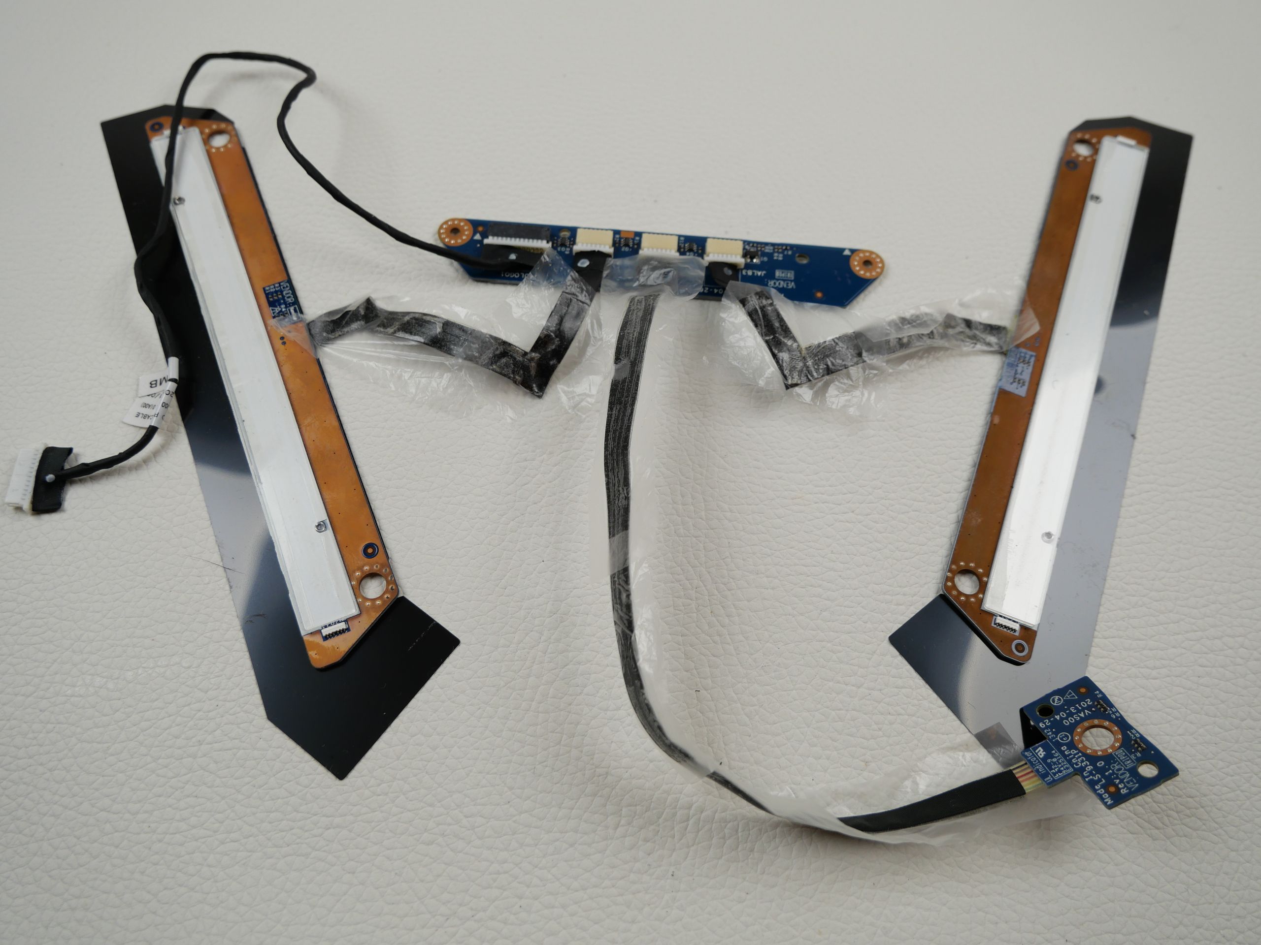 alienware-17-r1-module-board-led-lighting-614-1