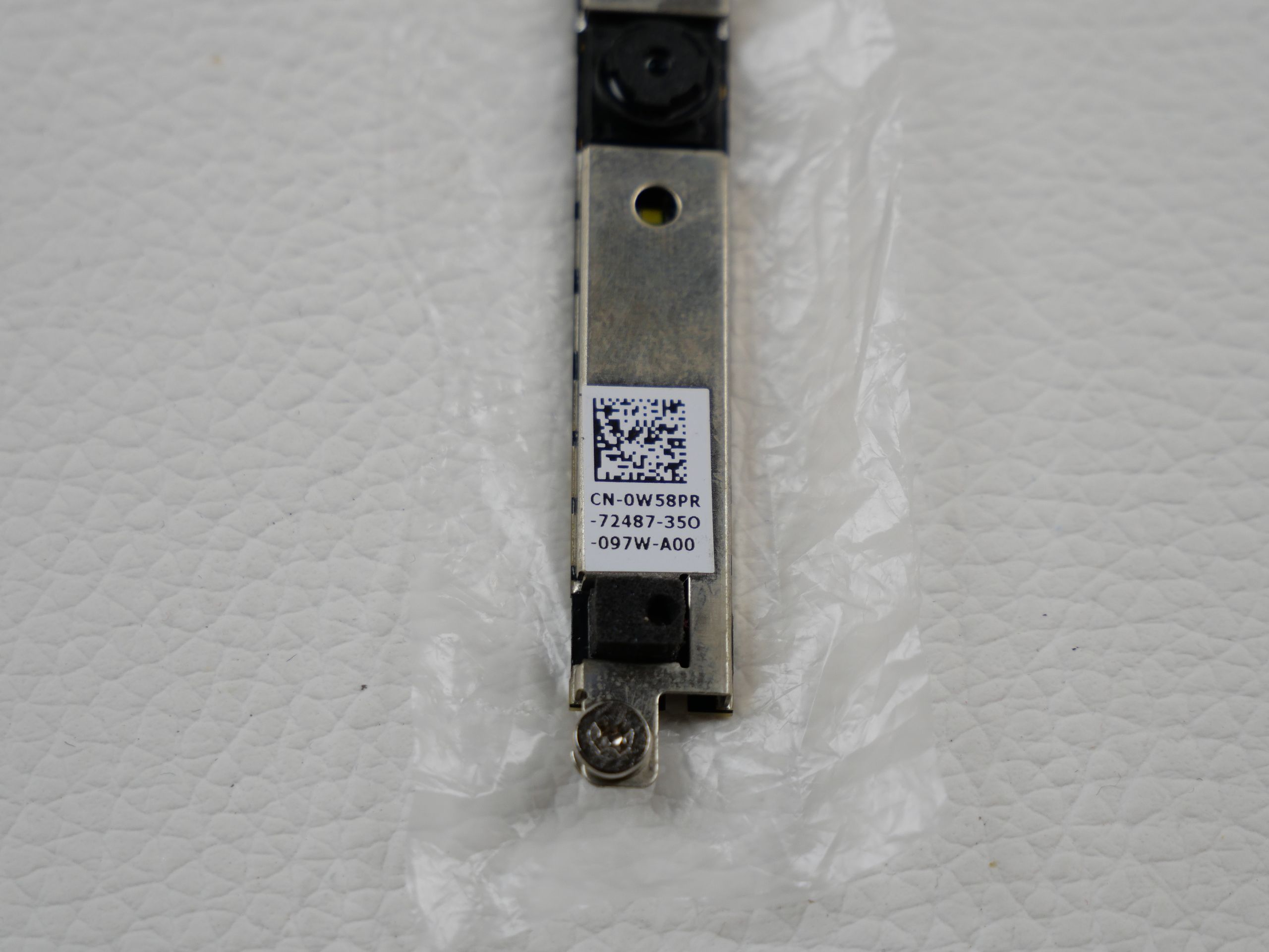 alienware-17-r1-webcam-camera-610-2