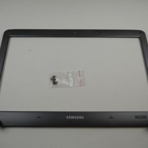 samsung-np-r530-front-frame-bezel-653-1