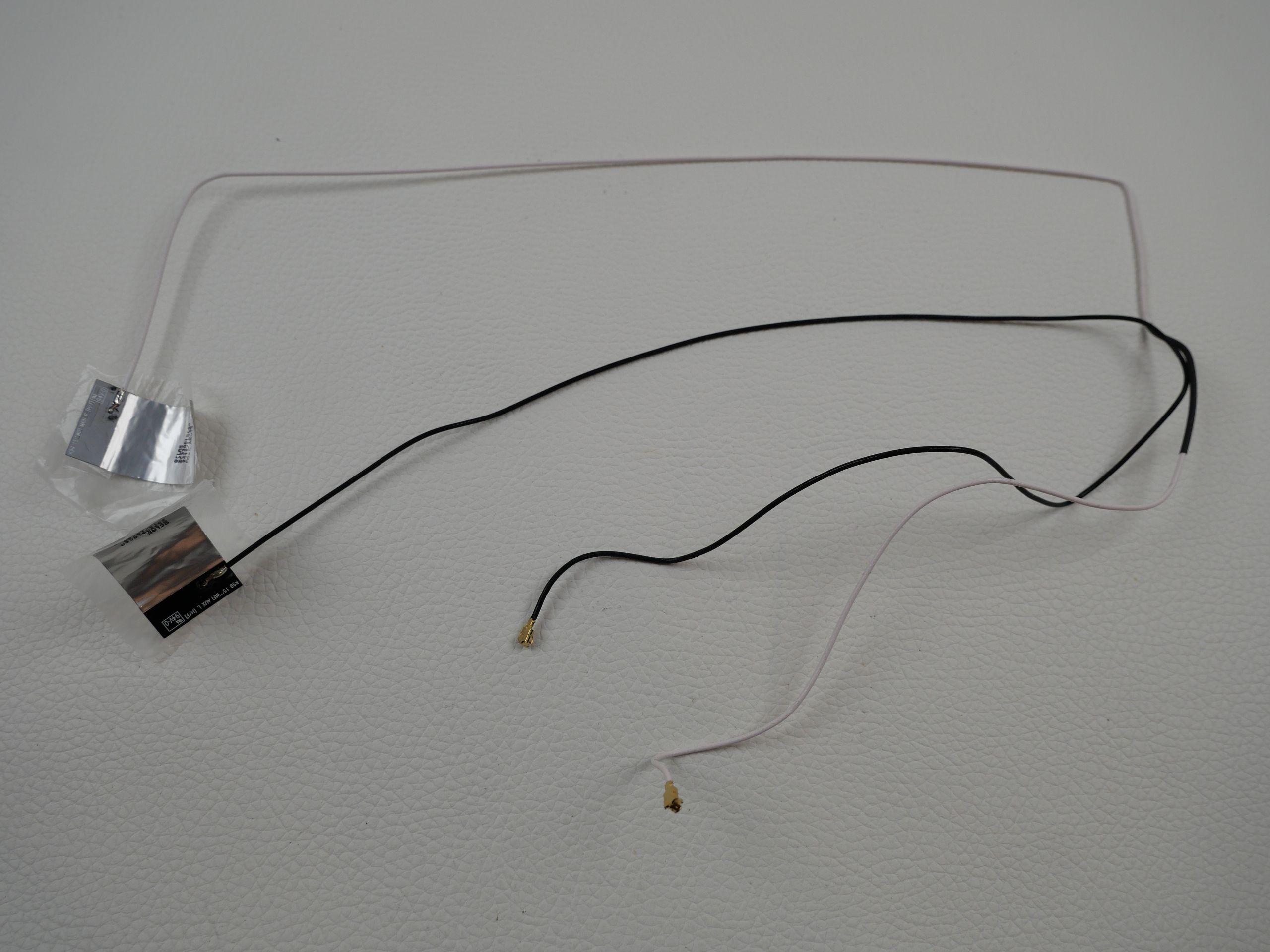 samsung-np355v5c-antenna-596-1