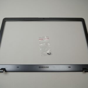 samsung-np355v5c-front-frame-bezel-598-1