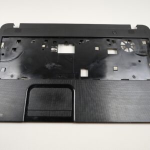 toshiba-satellite-c855d-102-palmrest-touchpad-551-1
