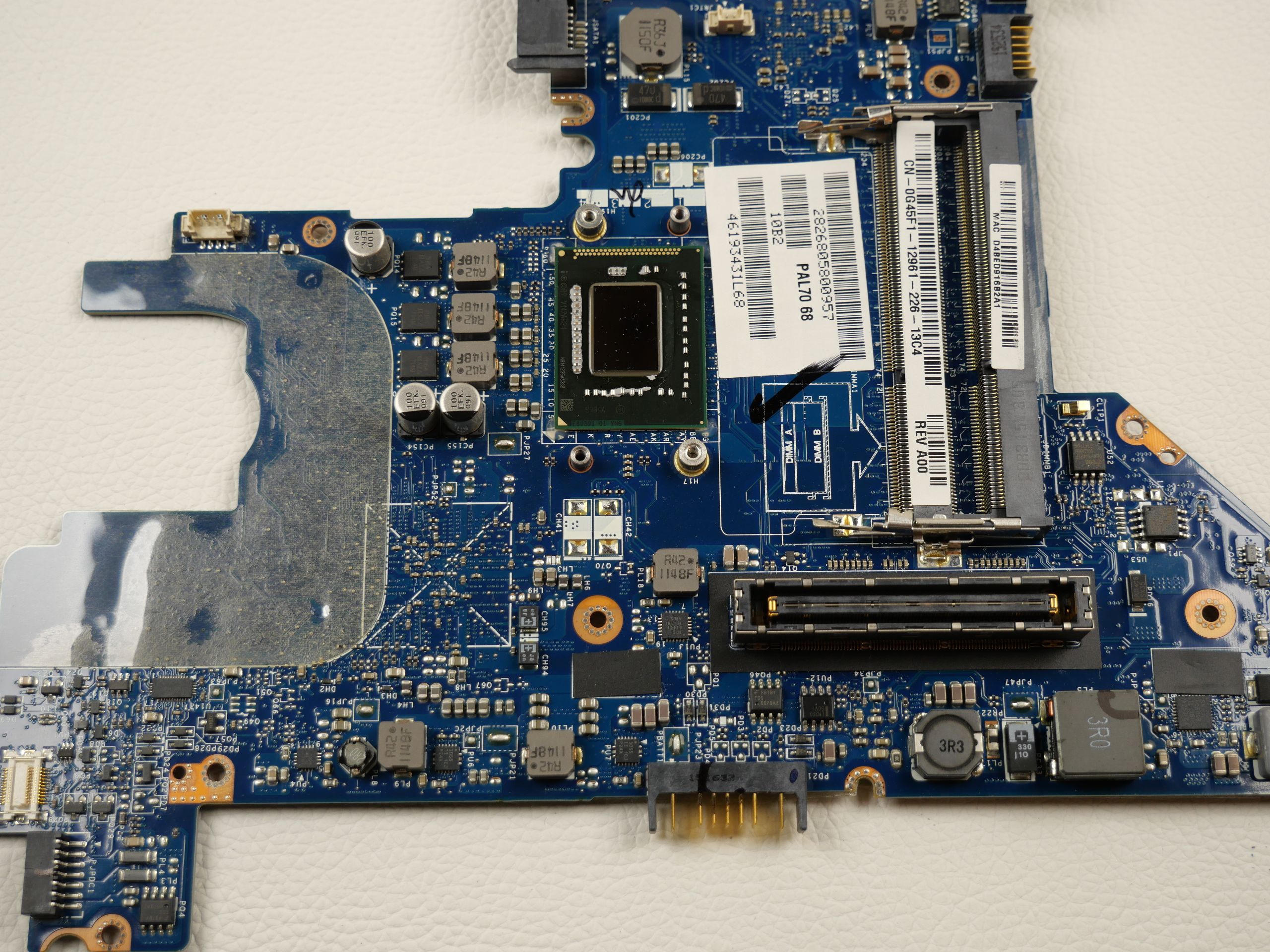 dell-latitude-e6320-motherboard-827-2