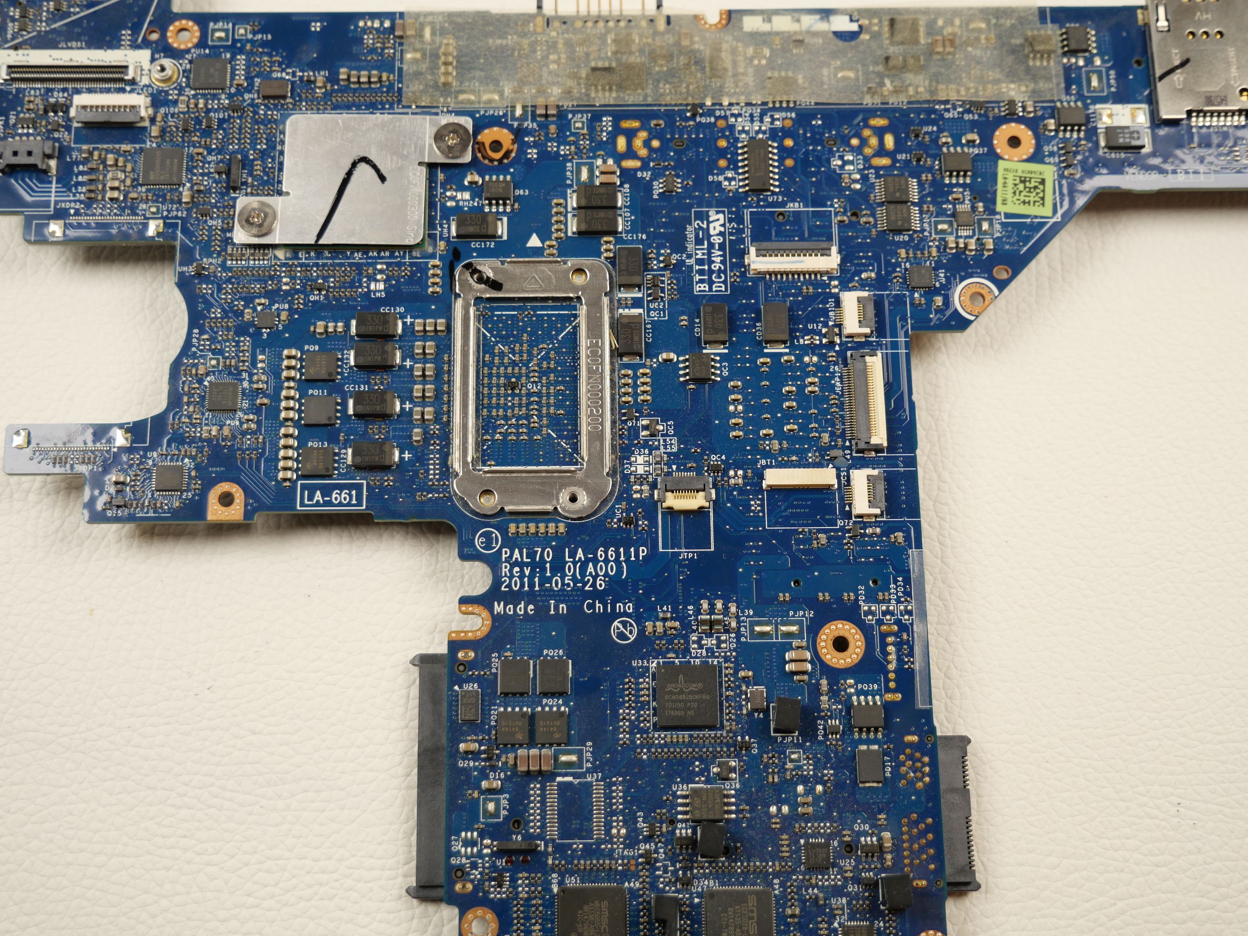 dell-latitude-e6320-motherboard-827-6