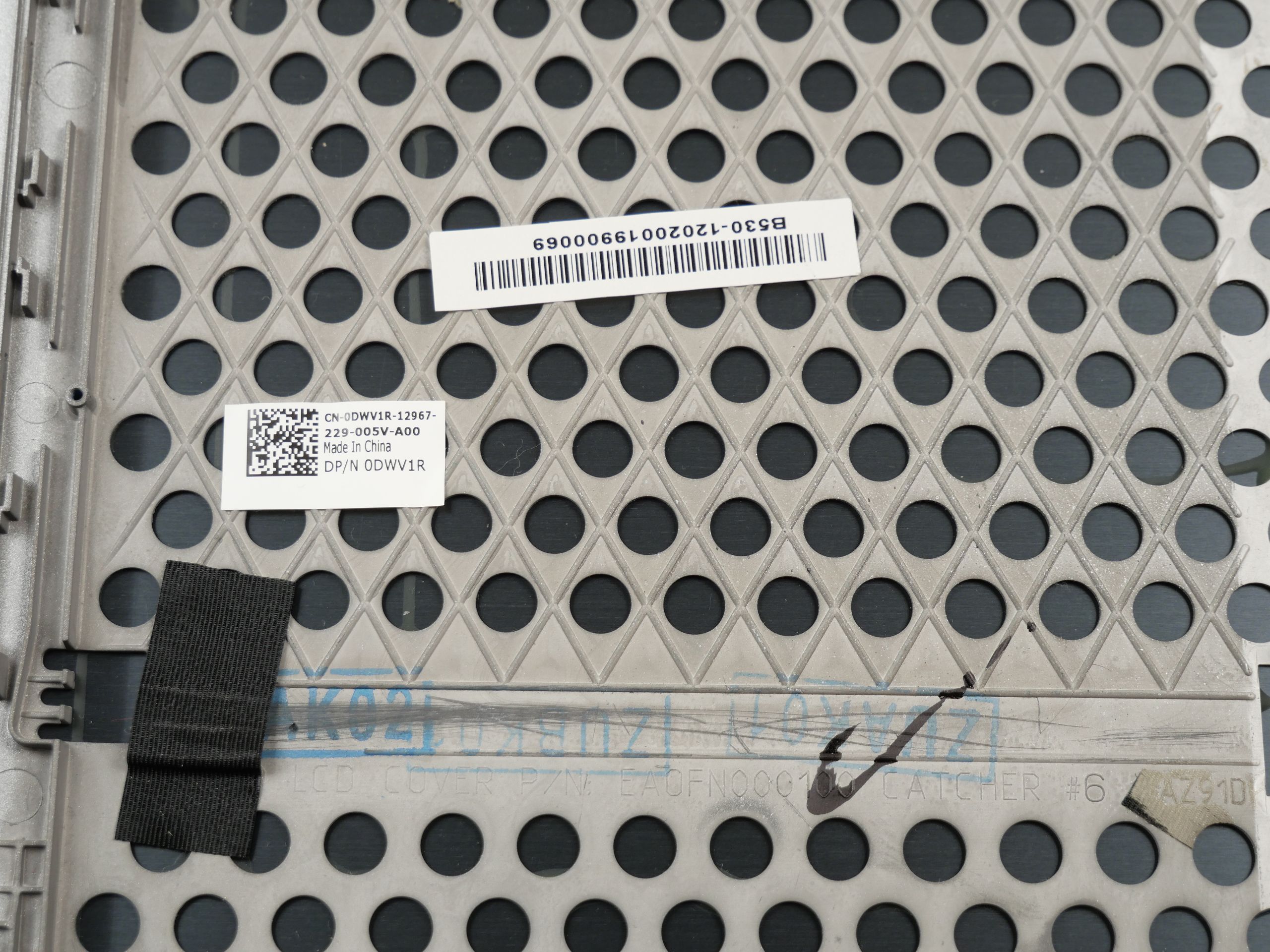 dell-latitude-e6320-top-lid-back-cover-825-3
