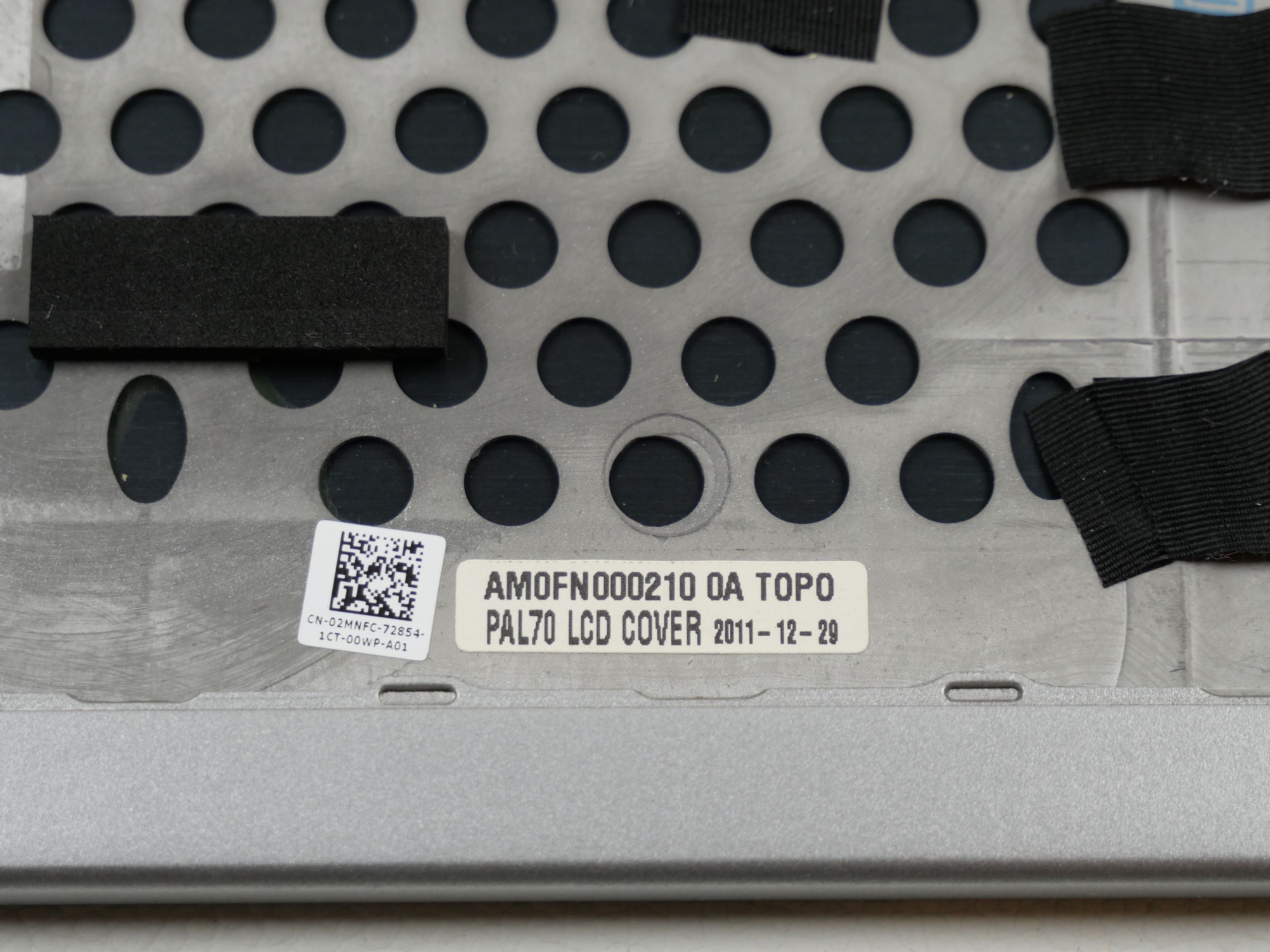 dell-latitude-e6320-top-lid-back-cover-825-4