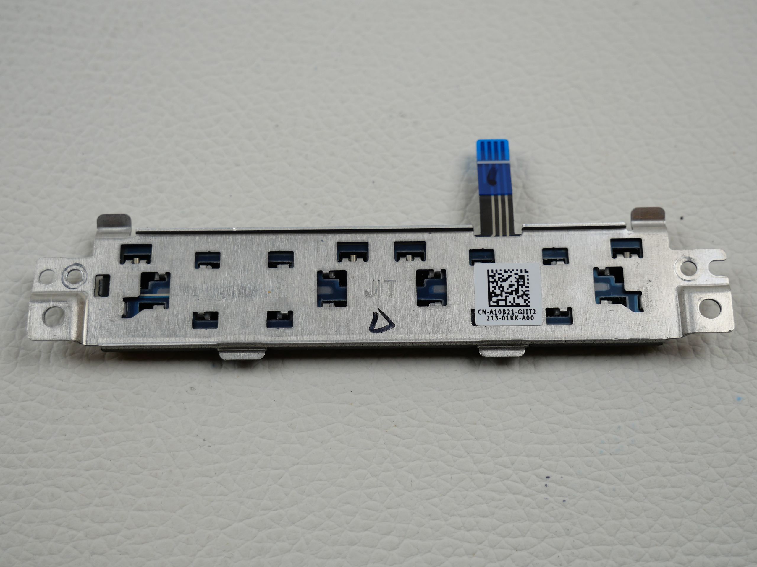 dell-latitude-e6320-touchpad-switches-buttons-809-2