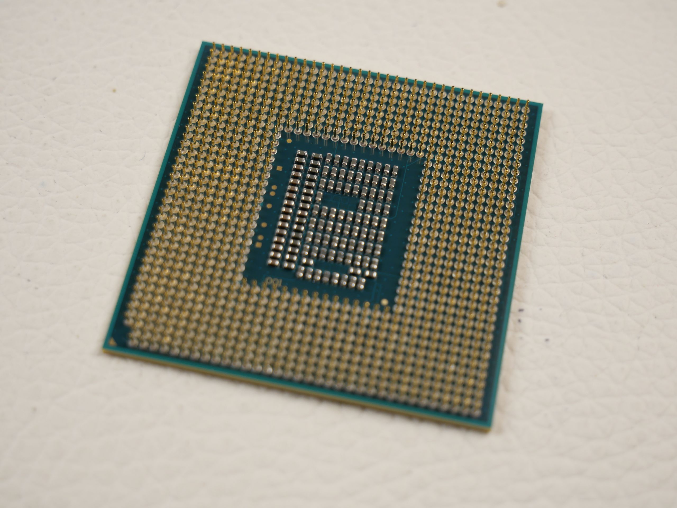 fujitsu-lifebook-a532-cpu-main-processor-870-3