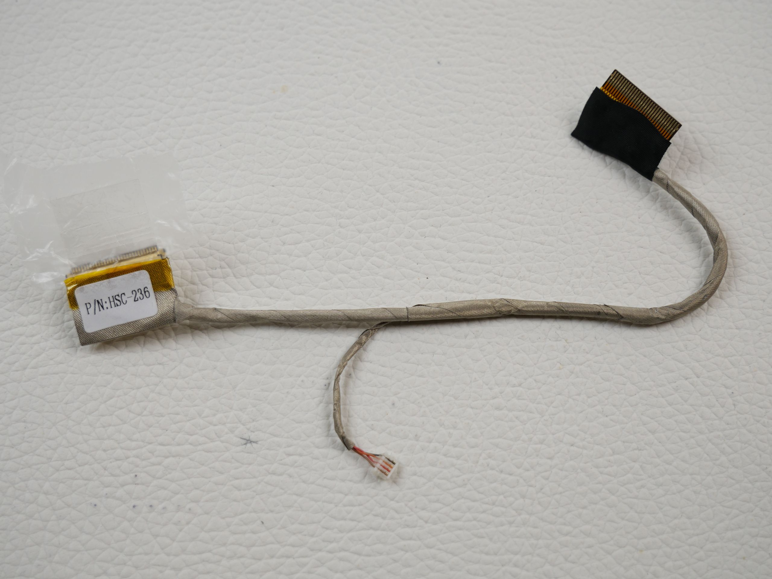 jumper-technology-ezbook-s15-display-webcam-cable-1035-1