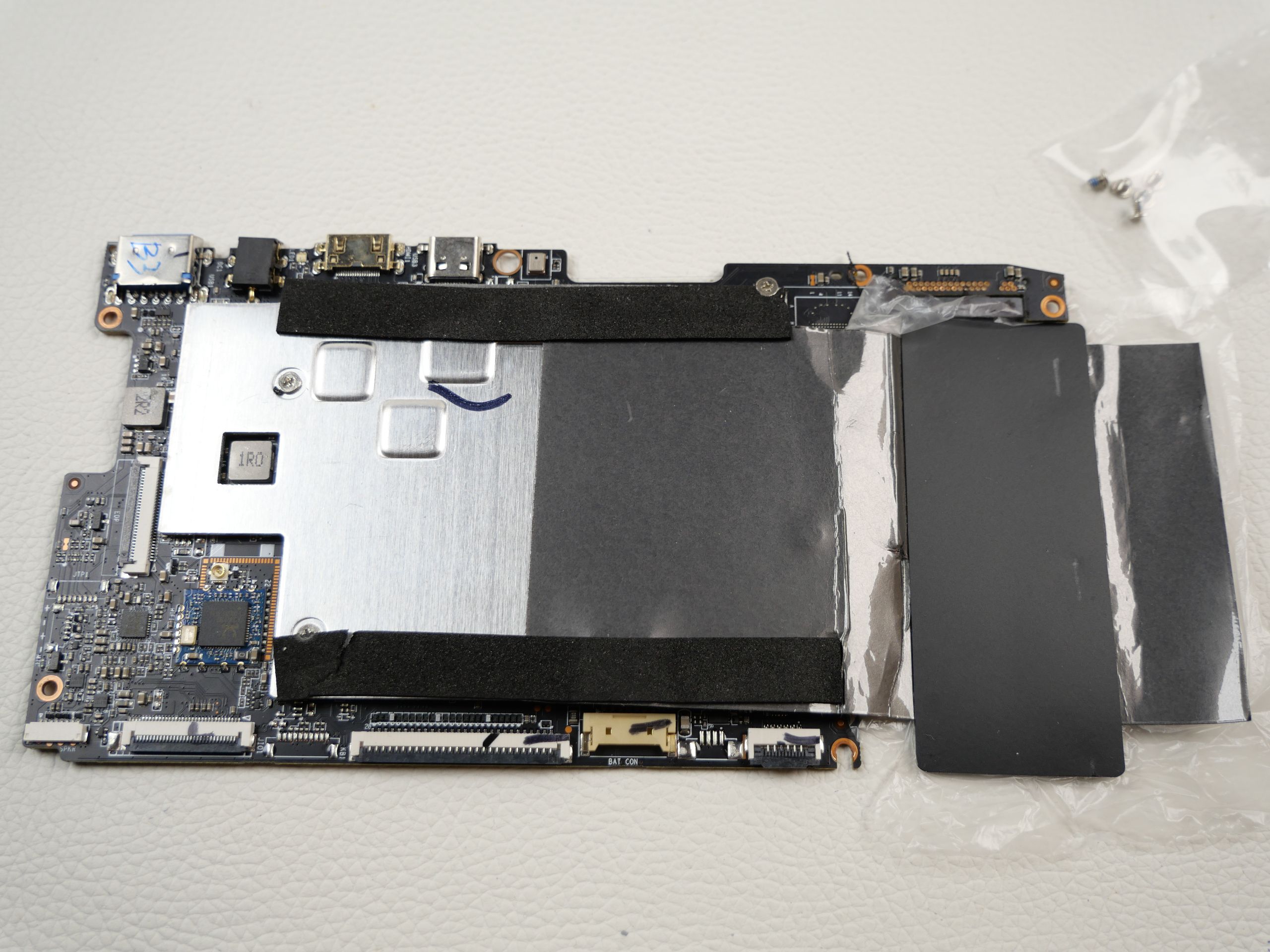 jumper-technology-ezbook-s15-motherboard-1040-1