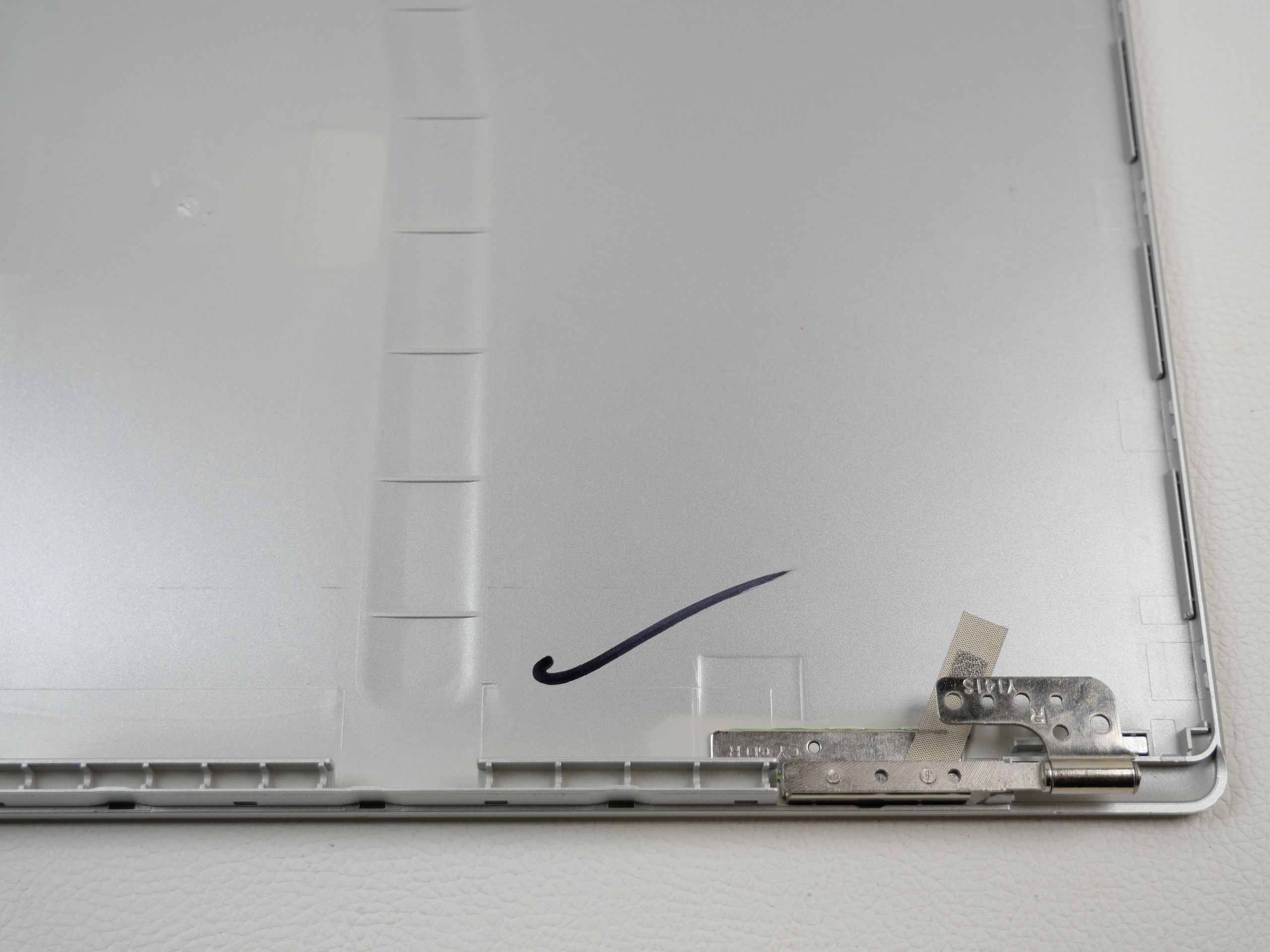 jumper-technology-ezbook-s15-top-lid-back-cover-1056-4