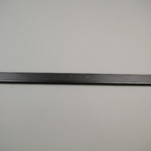 schenker-xmg-a504-clevo-w355ss-hinges-covering-1087-1