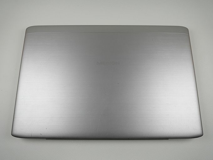 Akoya E7424