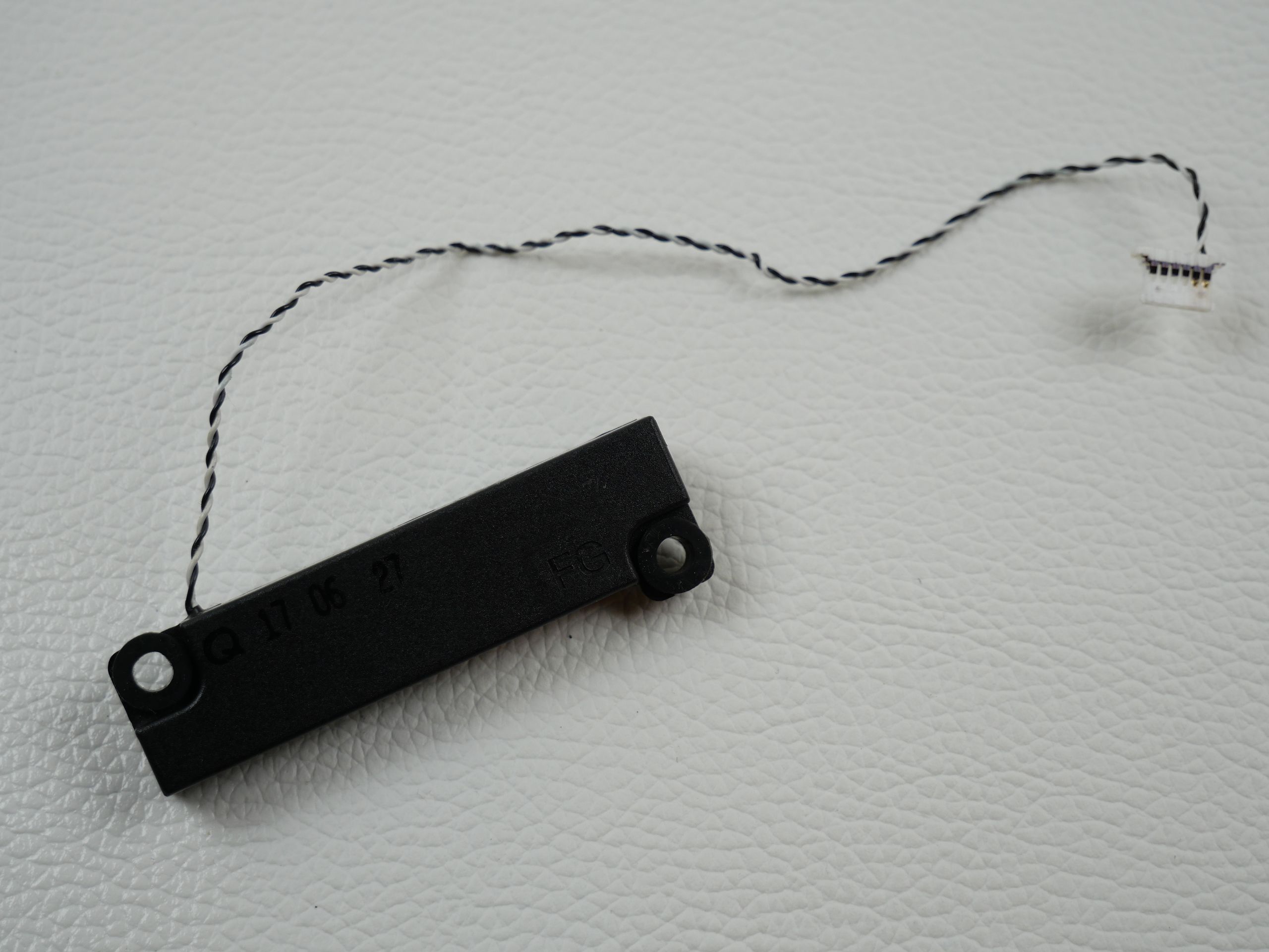 msi-gs63-7rd-stealth-speaker-1405-1