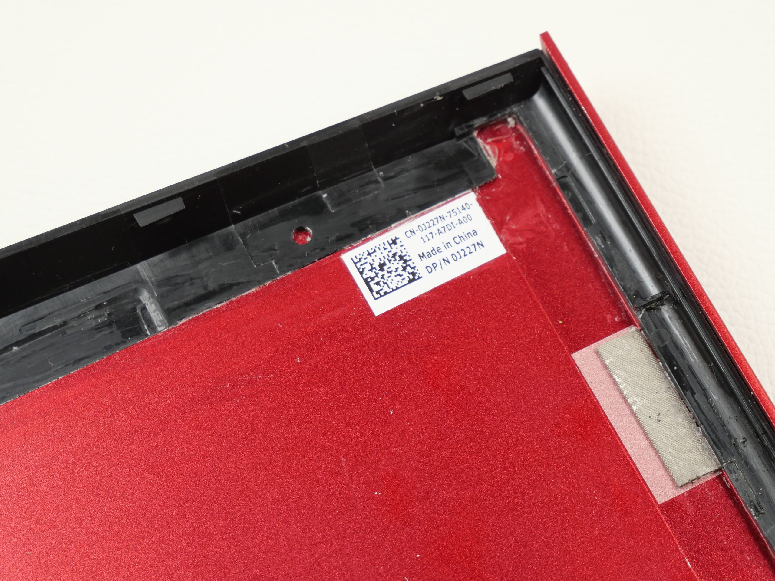 alienware-m17x-top-lid-back-cover-1600-7