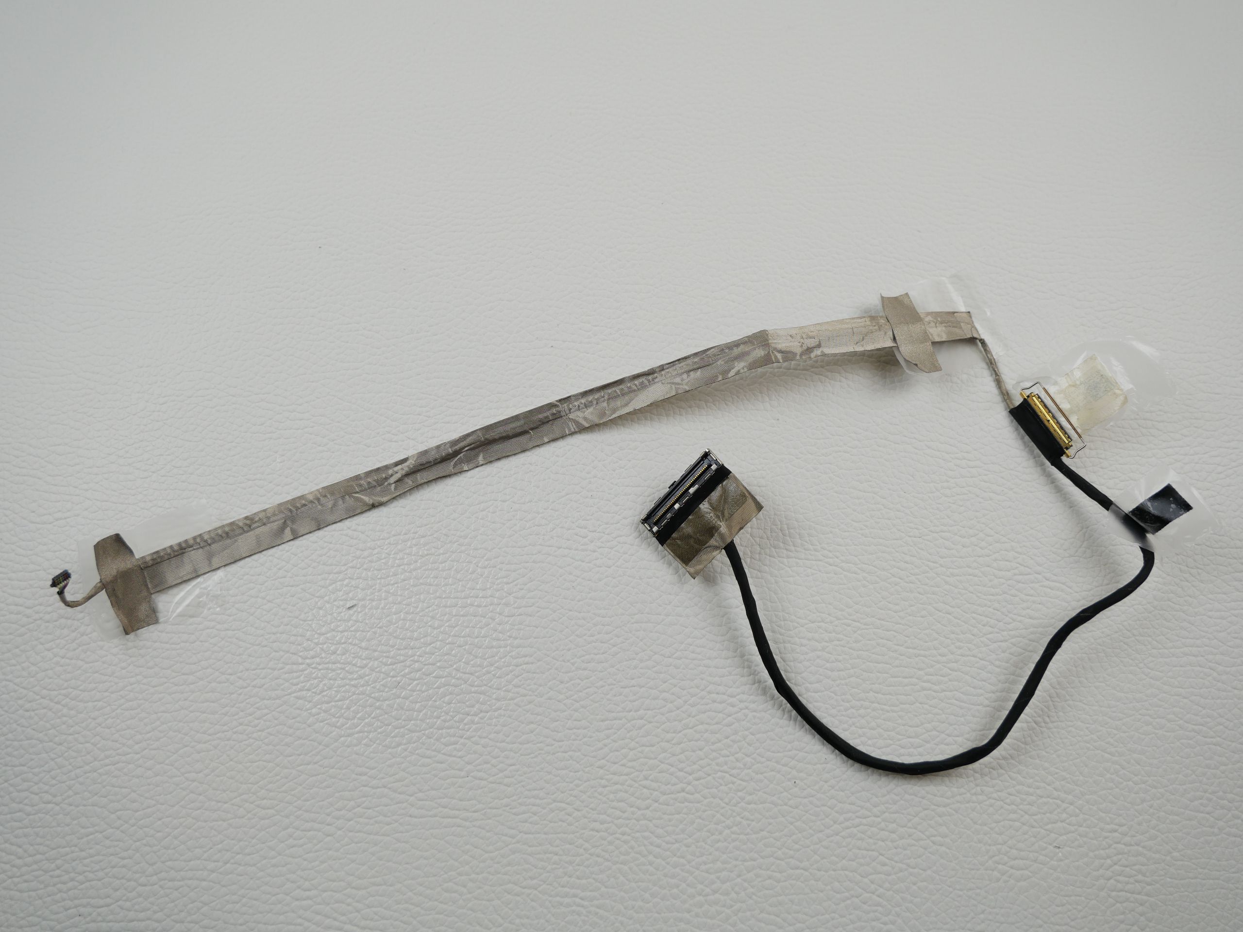 asus-g752vl-gc085t-display-webcam-cable-1509-1