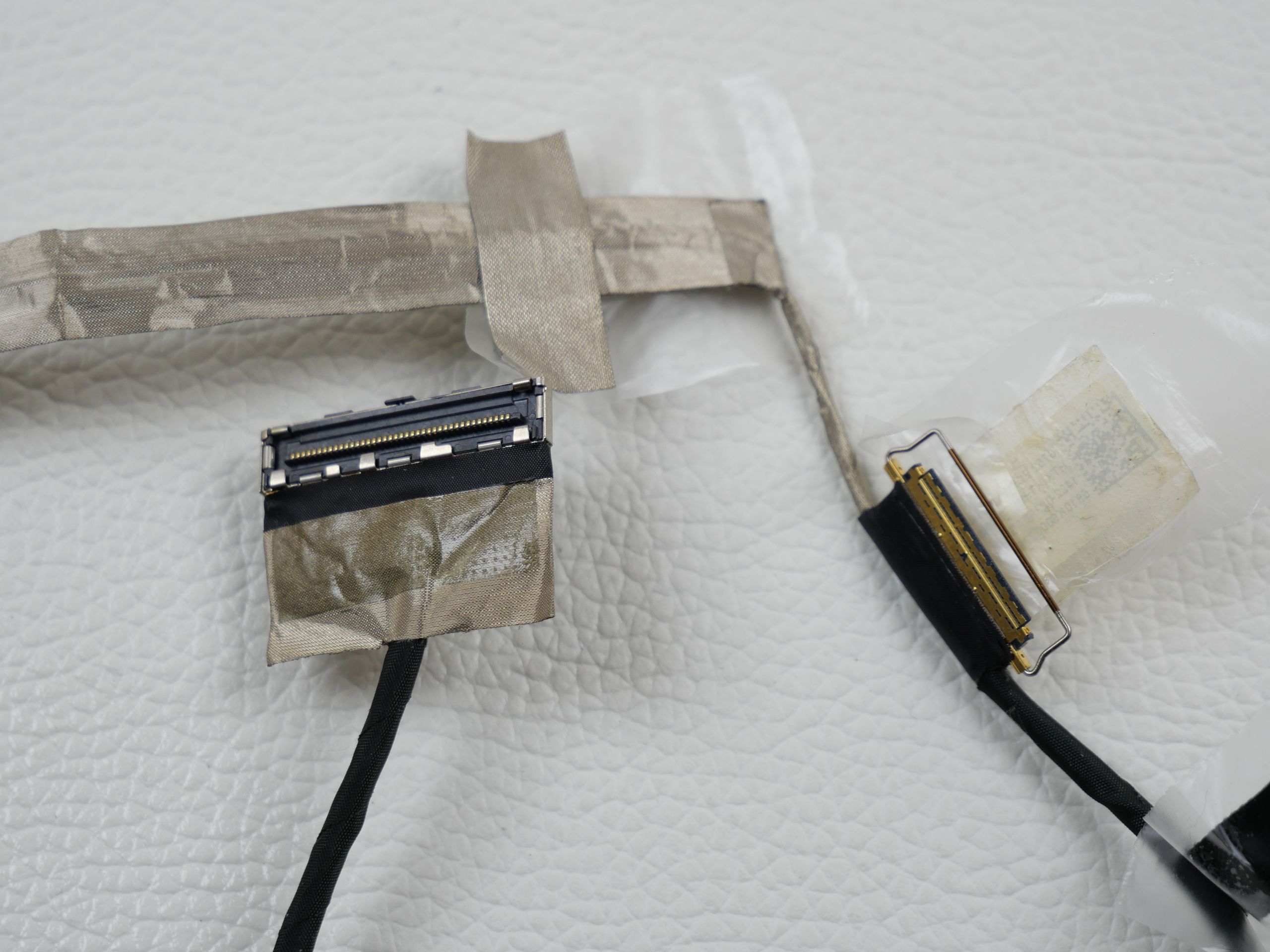 asus-g752vl-gc085t-display-webcam-cable-1509-2