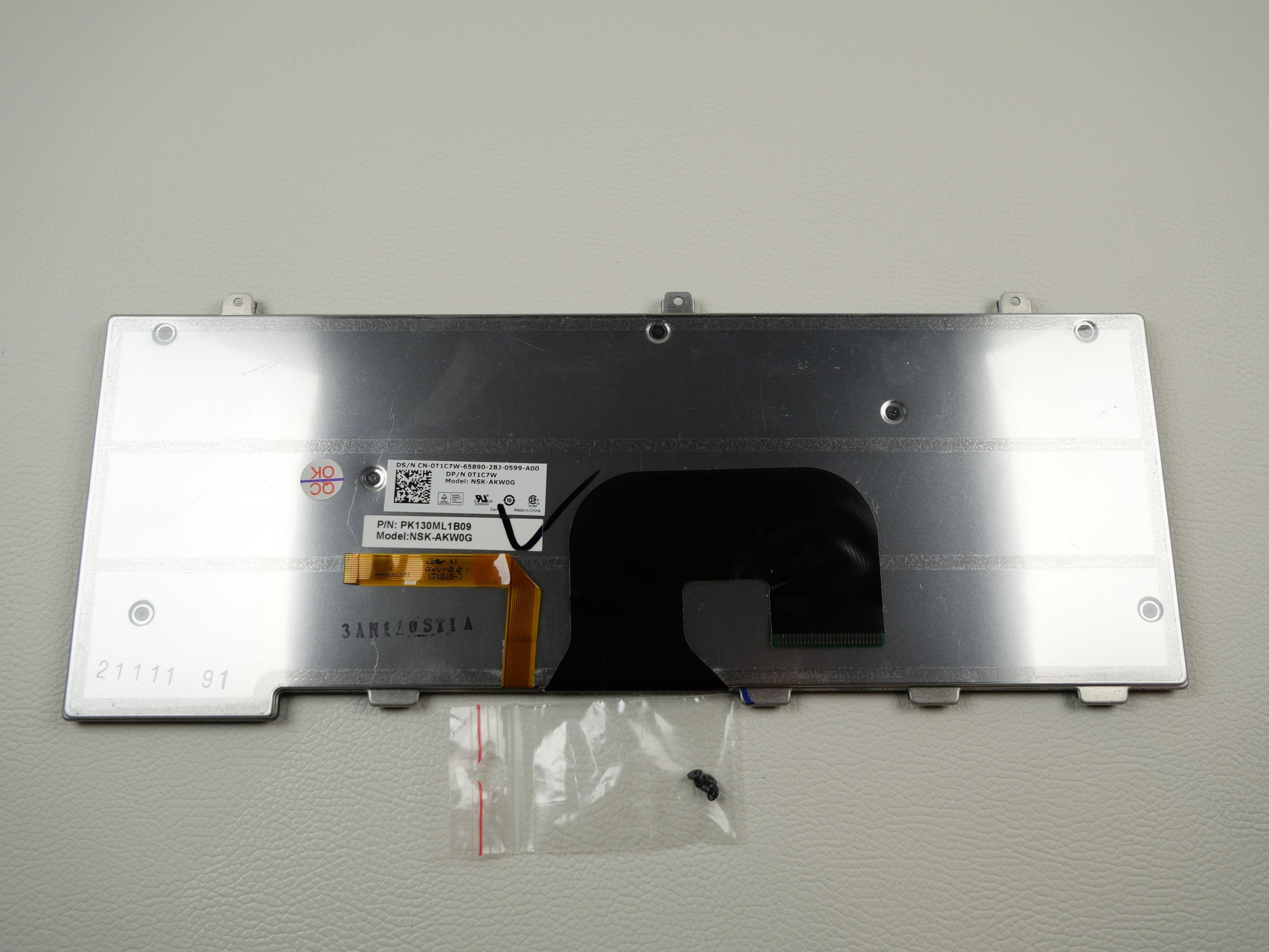 alienware-m14x-r2-keyboard-1732-2