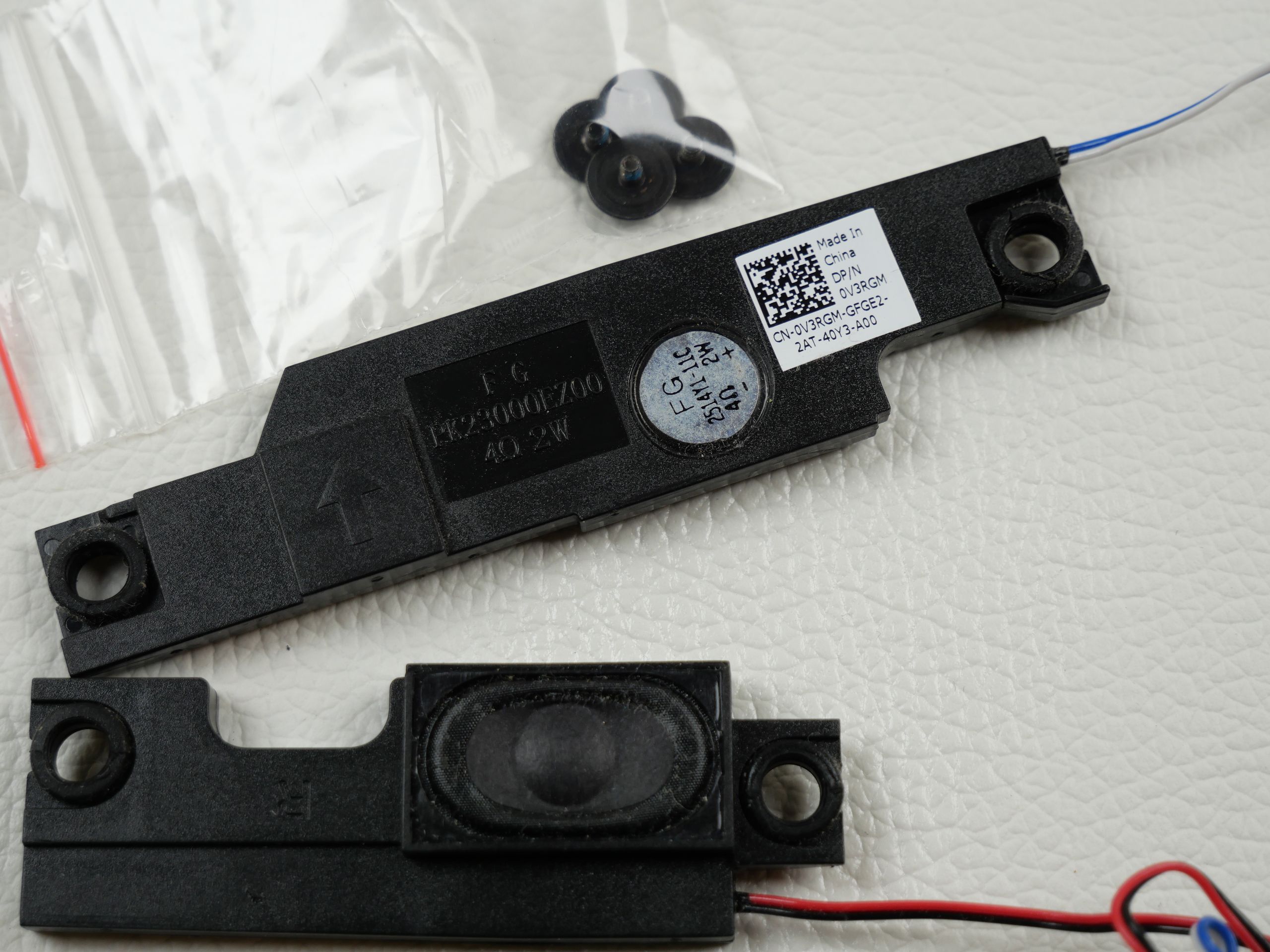 alienware-m14x-r2-speaker-1711-2
