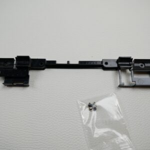 alienware-m17x-r2-hinges-covering-1753-1