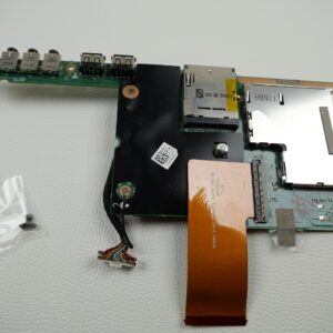 alienware-m17x-r2-module-board-usb-connector-earphone-jack-sd-card-connection-pcmcia-slot-1756-1