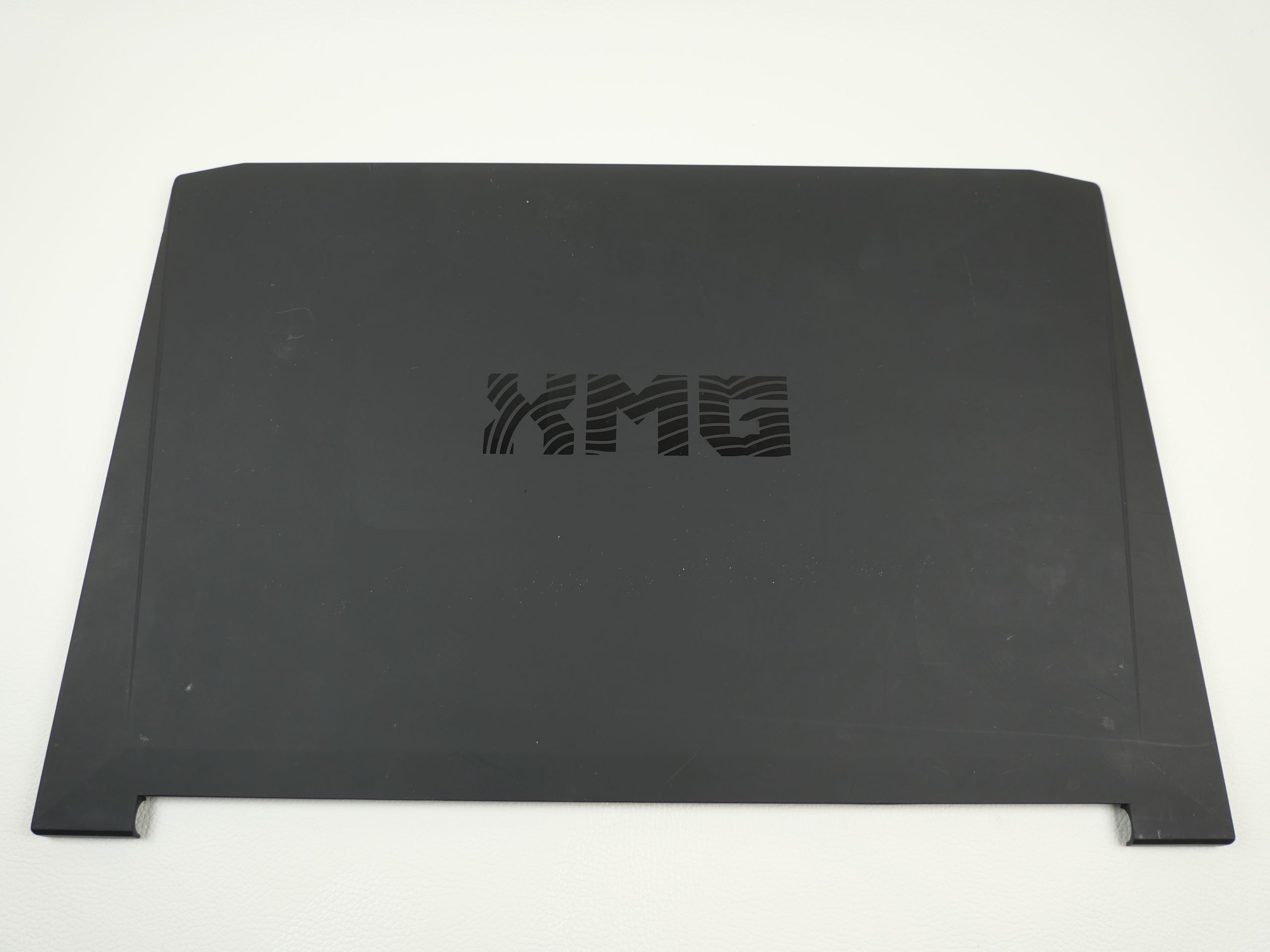 schenker-xmg-a726-clevo-n170rf1-top-lid-back-cover-1835-1