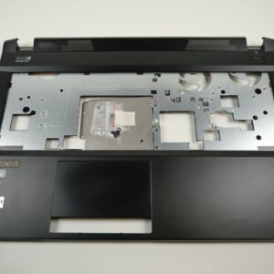 schenker-xmg-p506-clevo-p651rg-palmrest-touchpad-1869-1