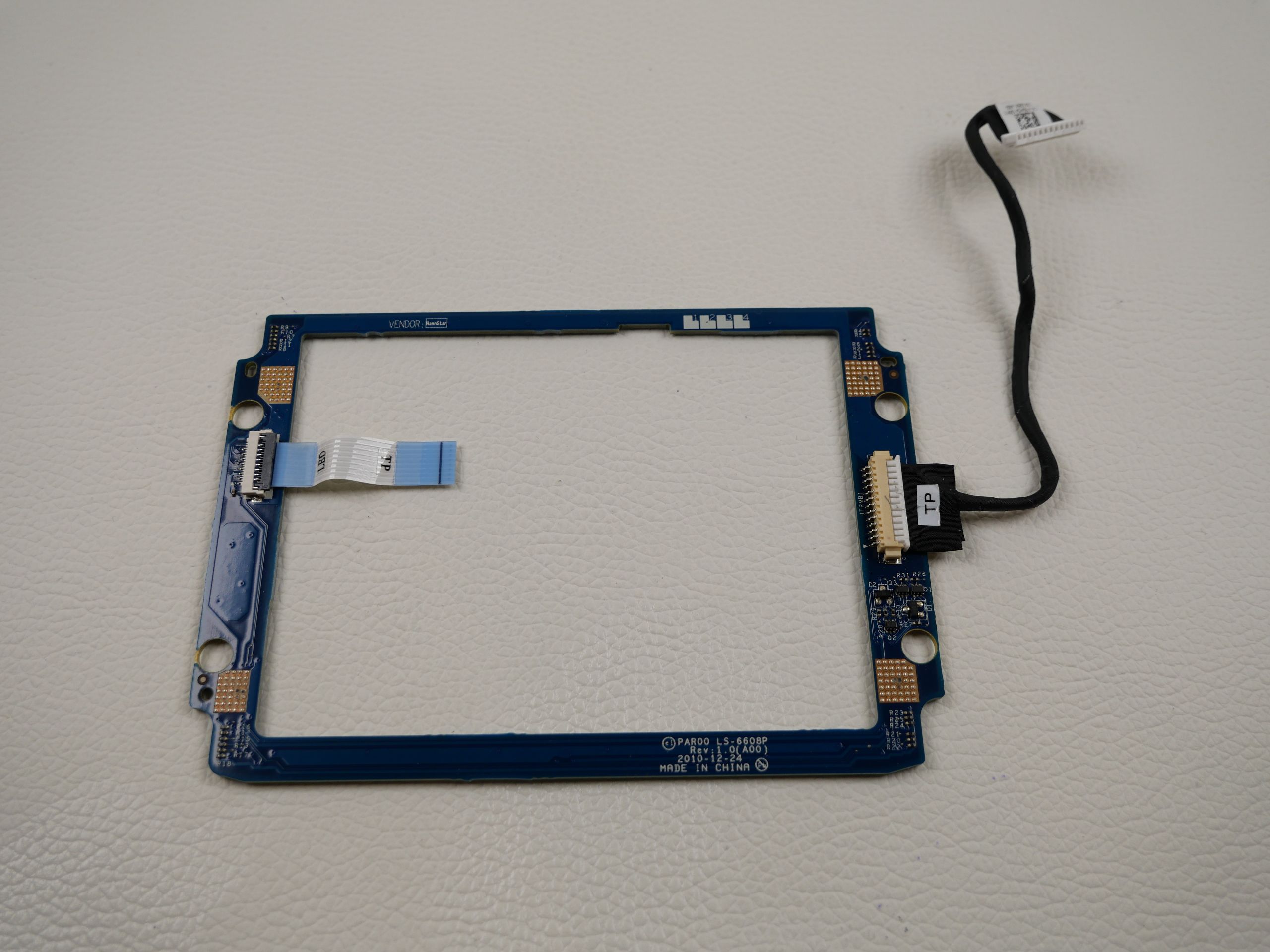 alienware-m17x-r4-module-board-led-lighting-2086-2