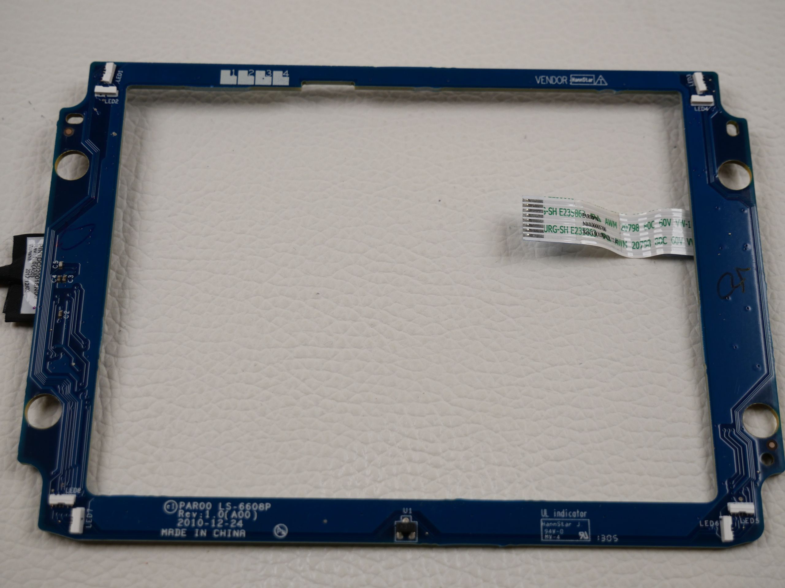 alienware-m17x-r4-module-board-led-lighting-2086-3