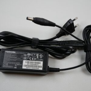 toshiba-satellite-c855d-102-power-adapter-supply-2174-1