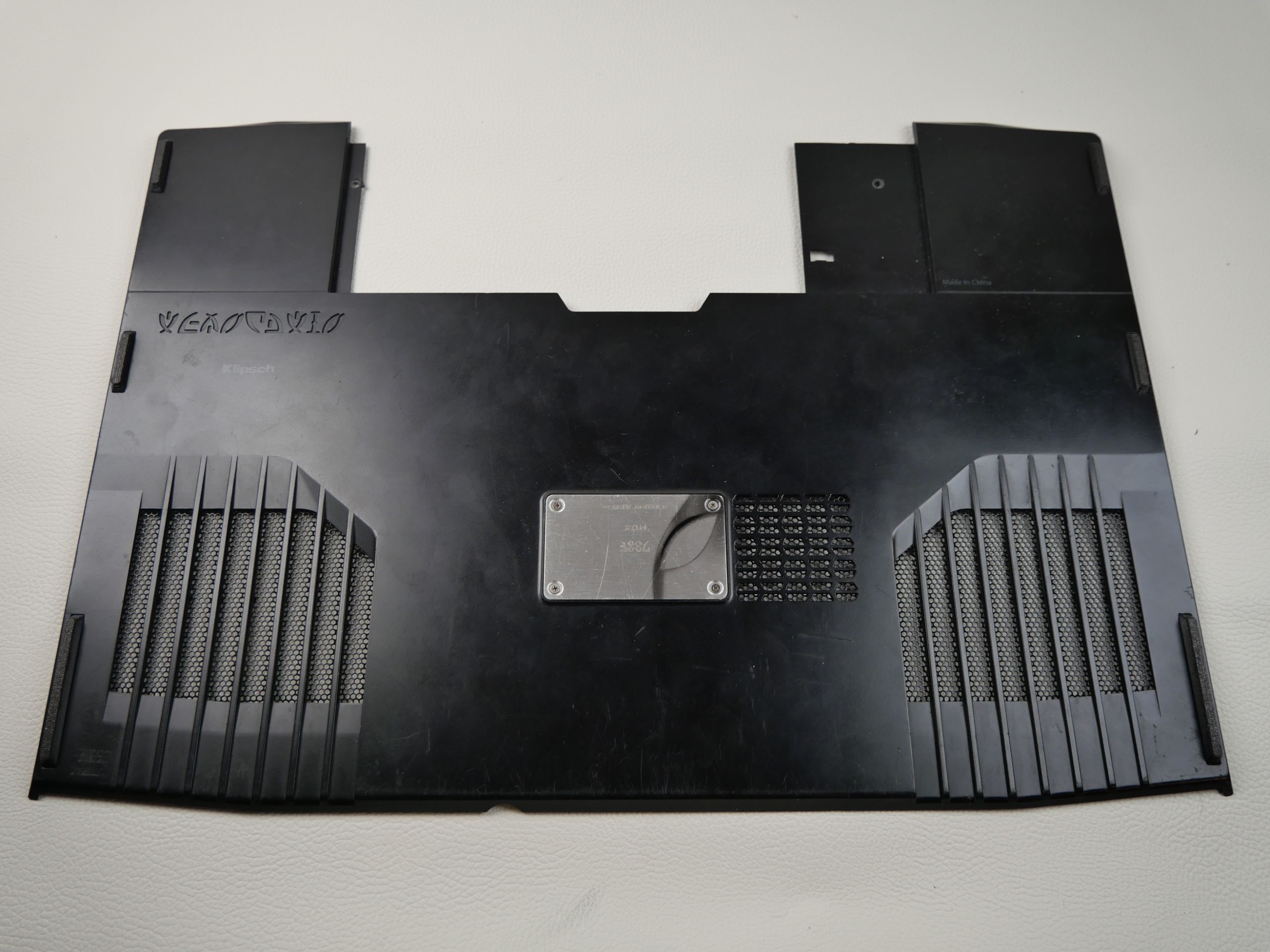 3D-gedruckte Laptop-Gummifüße passend für Alienware M17X R3 / R4 – Anti-Slip Rubber Feet aus PETG/TPU mit 3M Klebeband